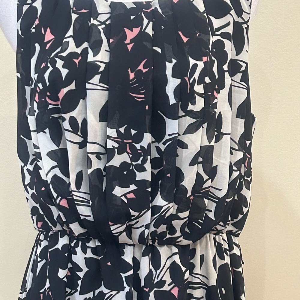 Olivia Matthews | Size 16W Floral Sleeveless Dress - Picture 3 of 7